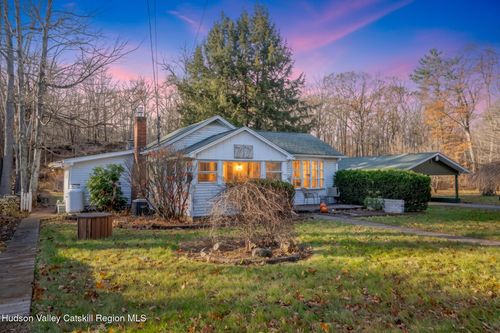 77 Pine St, West Hurley, NY, 12491-5506 | Card Image