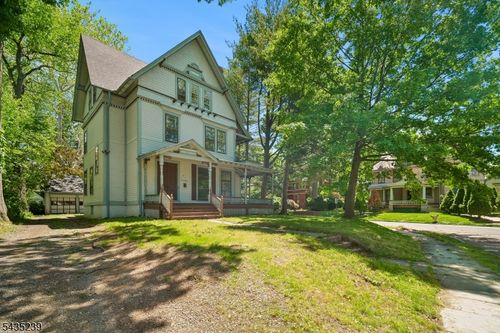 113 Park Pl, North Plainfield, NJ, 07060-4607 | Card Image