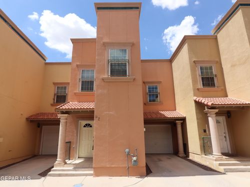 b2-3150 N Yarbrough Dr, El Paso, TX, 79925-3101 | Card Image