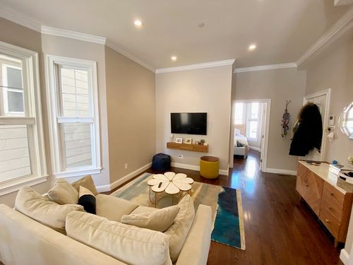 1-75 Eutaw St, Boston, MA, 02128-2543 | Card Image