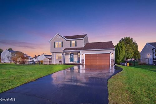 208 Springdale Way, Rotterdam, NY, 12306-5606 | Card Image