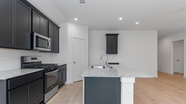 *Images and 3D tour are for illustration only and options may vary from home as built. | Image 23