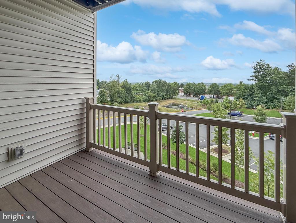 Residential Lease in STERLING 5