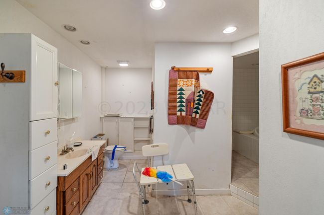 House bathroom | Image 16