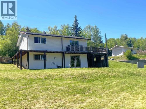 3686 Victoria Dr, Smithers, BC, V0J2N0 | Card Image