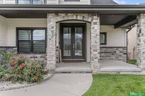 3319 Robyn Ridge Rd, Fremont, NE, 68025 | Card Image