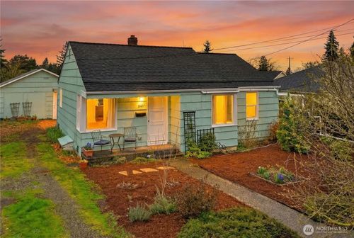11437 Cornell Ave S, Seattle, WA, 98178-3120 | Card Image