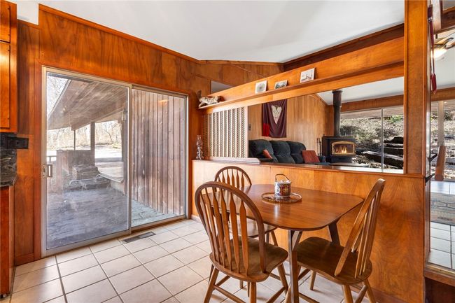 Breakfast Nook | Image 6