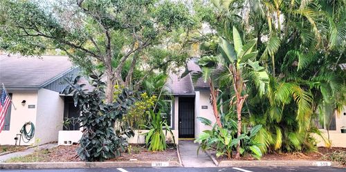 591 Capistrano Ct, LARGO, FL, 33771-2760 | Card Image