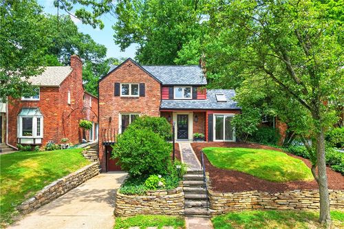 431 Meridian Dr, Mt. Lebanon, PA, 15228-2613 | Card Image