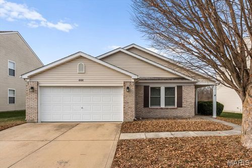 444 Falling Leaf Way, Mascoutah, IL, 62258-2786 | Card Image