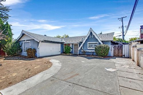 1438 Helmond Lane, San Jose, CA, 95118 | Card Image