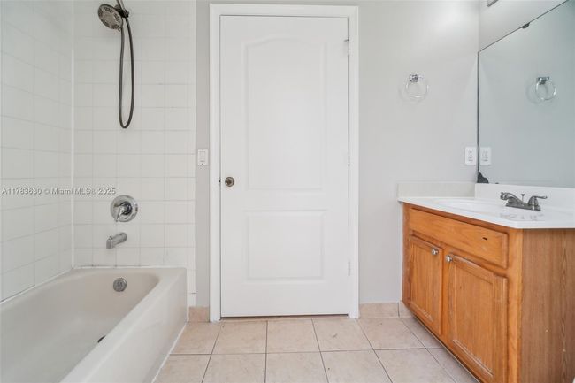 13921 Sw 278 Th St, House other with 5 bedrooms, 4 bathrooms and null parking in Homestead FL | Image 19