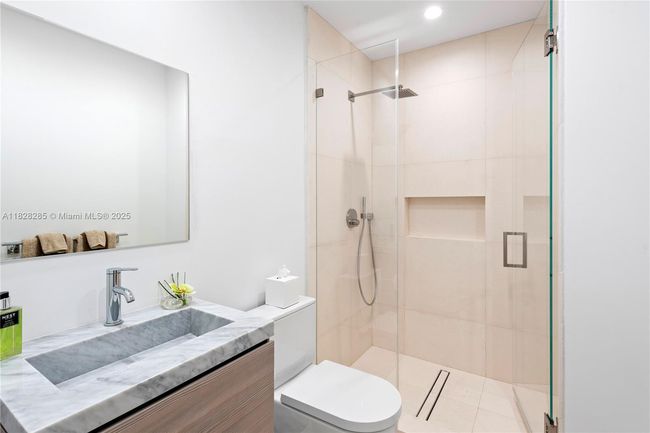 1410 S Biscayne Point Rd, House other with 6 bedrooms, 7 bathrooms and null parking in Miami Beach FL | Image 25