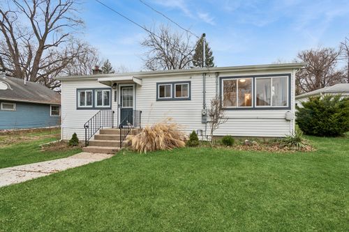 2016 Sunnyside Beach Dr, Johnsburg, IL, 60051-8240 | Card Image