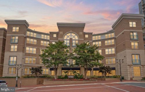 386-12000 Market St, RESTON, VA, 20190-6236 | Card Image