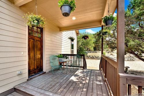 3363 English Crossing Rd, Bandera, TX, 78003-4400 | Card Image