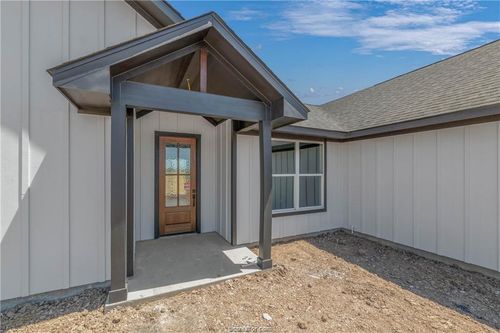 16682 Kelton Ln, Iola, TX, 77861-1424 | Card Image