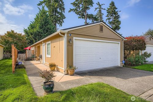 230 105th St E, Tacoma, WA, 98445-7704 | Card Image