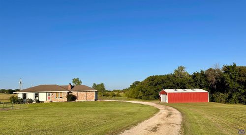 11640 P4 Rd, Hoyt, KS, 66440-9142 | Card Image