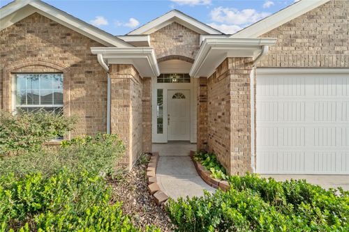 2818 Lockeridge Pines Dr, Spring, TX, 77386-7034 | Card Image