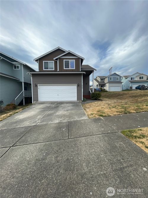 8325 19th St Ne, Lake Stevens, WA, 98258-6408 | Card Image