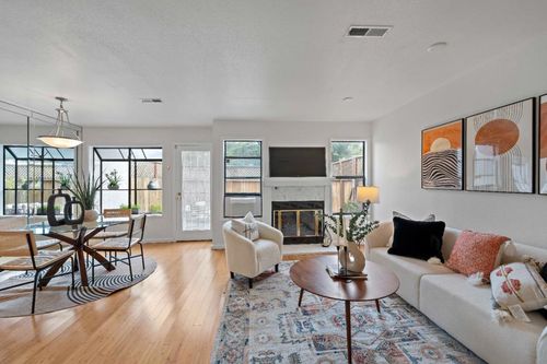 121 Creekside Ct, El Sobrante, CA, 94803-3258 | Card Image