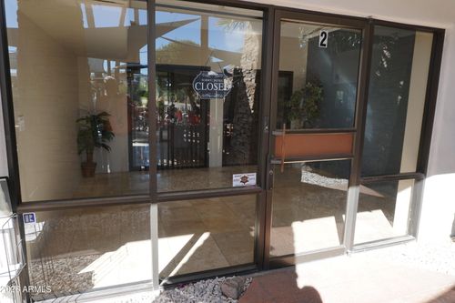 2-7 E Sundial Cir, Carefree, AZ, 85377-9602 | Card Image