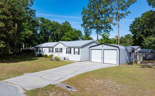 152 Sw Huckleberry Ct, LAKE CITY, FL, 32024-0799 | Card Image