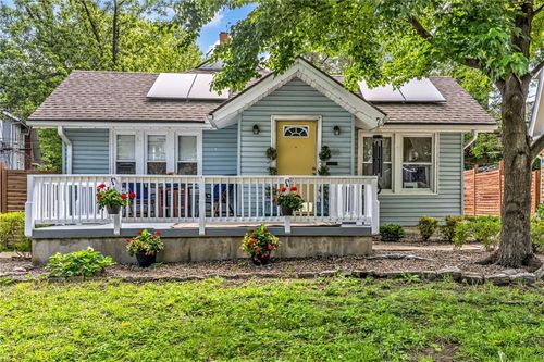 4955 Troostwood Rd, Kansas City, MO, 64110-2378 | Card Image