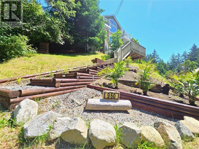 960 Woodpecker Lane, House other with 3 bedrooms, 2 bathrooms and 2 parking in Nanaimo BC | Image 38