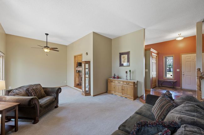 12139 Jonquil St Nw, House other with 3 bedrooms, 2 bathrooms and null parking in Coon Rapids MN | Image 8