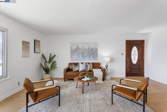 20 Martgate Street, House other with 3 bedrooms, 2 bathrooms and 2 parking in Daly City CA | Image 6