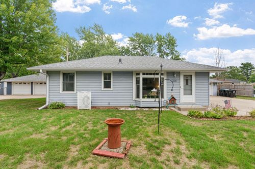 11561 Kumquat St Nw, Coon Rapids, MN, 55448-2332 | Card Image