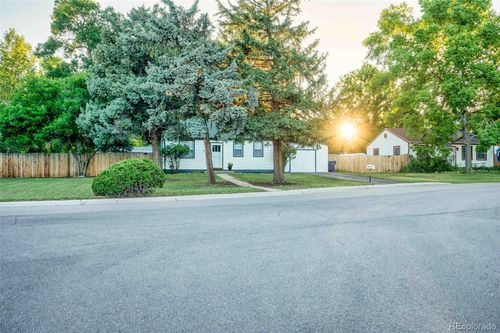 2575 Saulsbury St, Lakewood, CO, 80214-6228 | Card Image