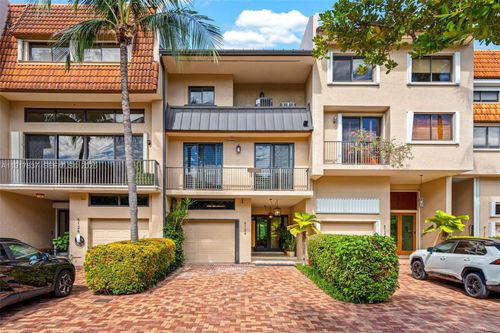 6124-6124 Paradise Point Dr, Palmetto Bay, FL, 33157-2607 | Card Image