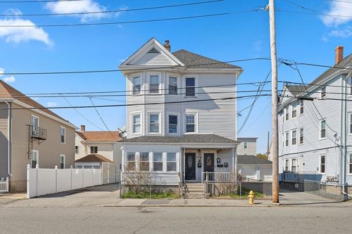 84-82-84 Webster St, Pawtucket, RI, 02861-1018 | Card Image