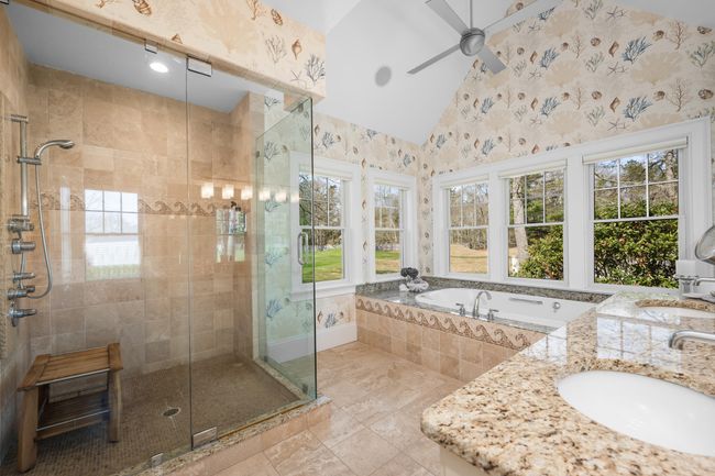 Primary Bath | Image 19