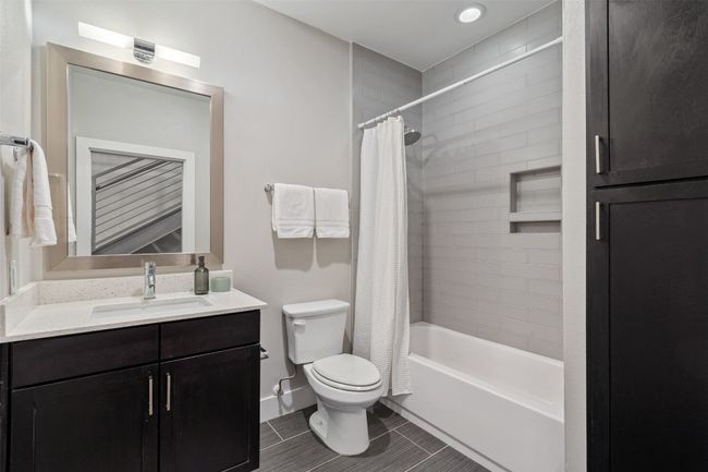 Downstairs bathroom | Image 9
