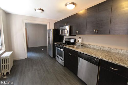 1516 W Montgomery Ave, PHILADELPHIA, PA, 19121-3427 | Card Image