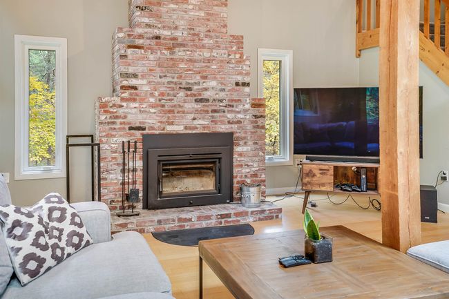 8 Windsor Blvd, House other with 3 bedrooms, 3 bathrooms and null parking in Londonderry NH | Image 9