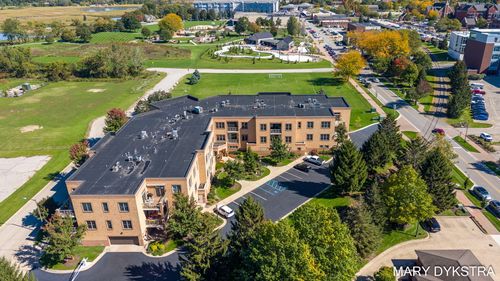 206-29 E 6th St, Holland, MI, 49423-3369 | Card Image