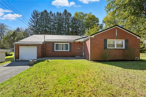 217 Meadowbrook Dr, New Wilmington, PA, 16142-1422 | Card Image