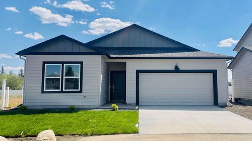 13529 W Sprague Ave, Airway Heights, WA, 99001-5317 | Card Image