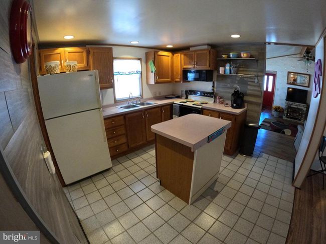 13104 Atlantic Blvd, House other with 3 bedrooms, 2 bathrooms and null parking in OCEAN CITY MD | Image 44
