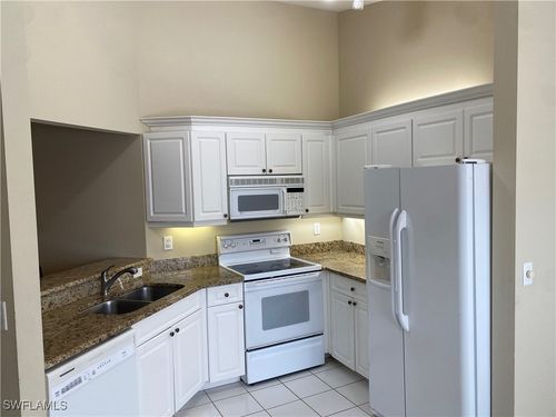 apt-206-3785 Fieldstone Blvd, NAPLES, FL, 34109-0733 | Card Image