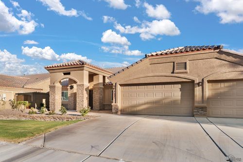5915 E 39th Pl, Yuma, AZ, 85365-2627 | Card Image