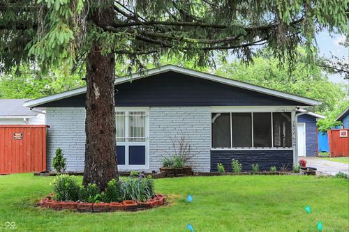 2832 Hillside Ave, Indianapolis, IN, 46218-2717 | Card Image