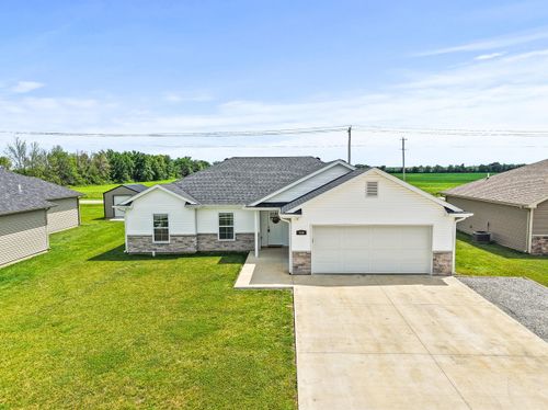 506 Addie Ln, CENTRALIA, MO, 65240-5513 | Card Image