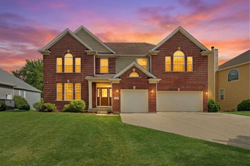 1015 Timber Lake Dr, Antioch, IL, 60002-6211 | Card Image